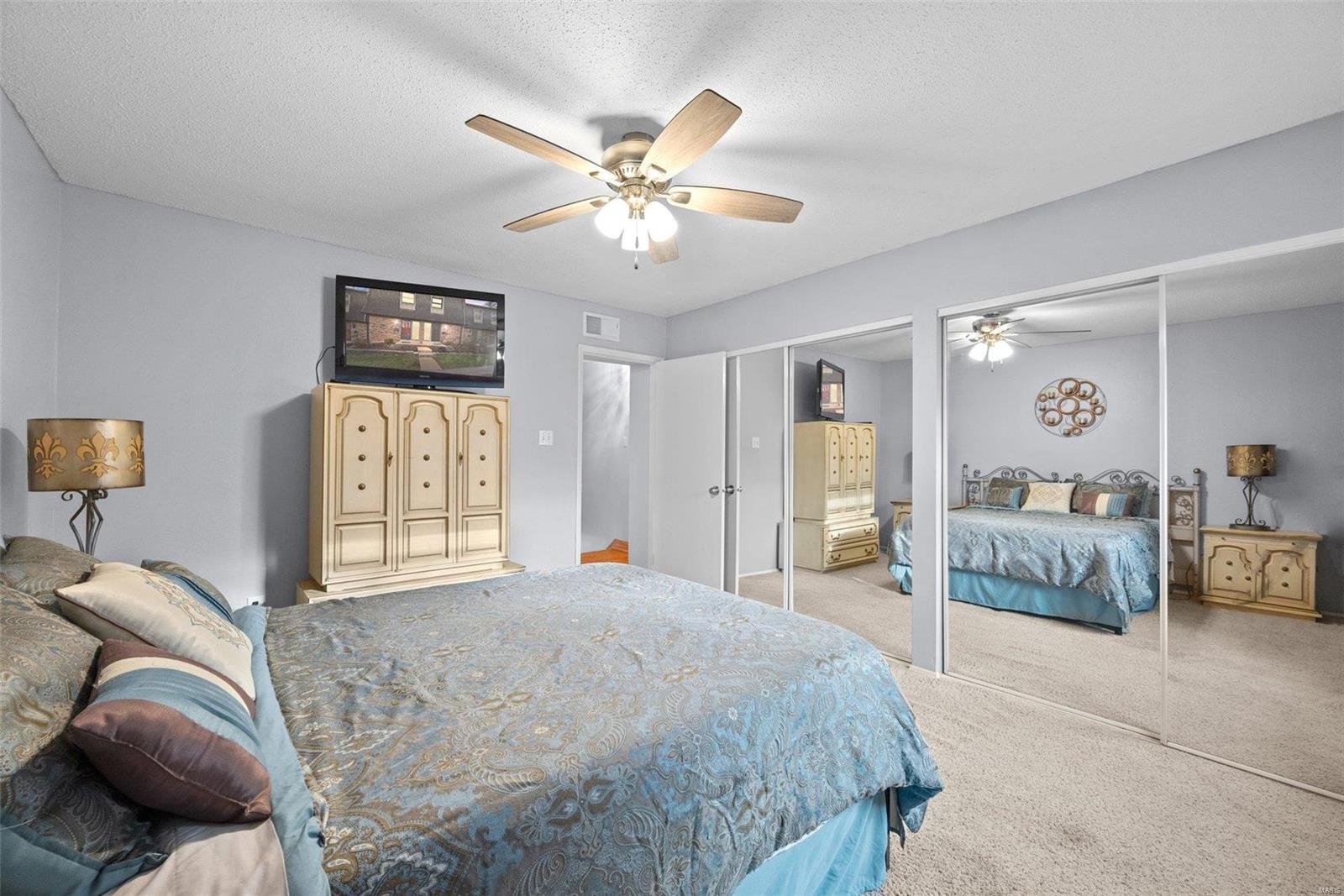 1220 Wicklow Road, Unit E Ballwin, MO 63021 - Photo 14 of 28 Gallery Image 14