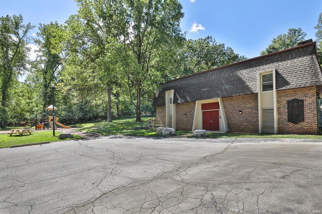 1220 Wicklow Road, Unit E Ballwin, MO 63021 - Photo 23 of 28 Gallery Image 23