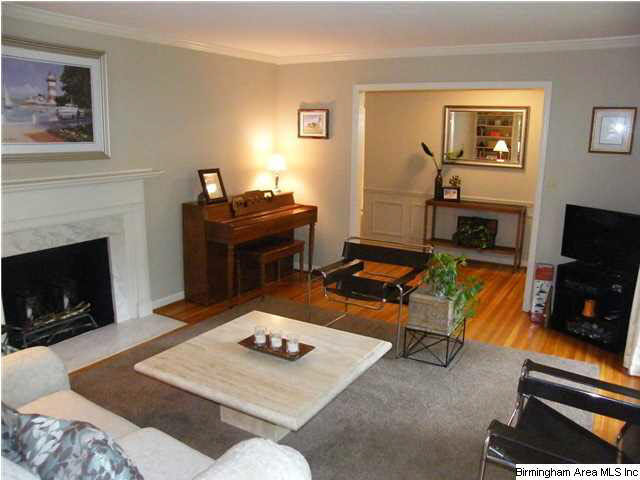 3383 Spring Valley Court Birmingham, AL 35223 - Photo 4 of 29