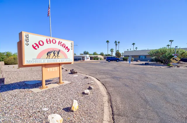 a view of a furniture garage with a table and chairs
