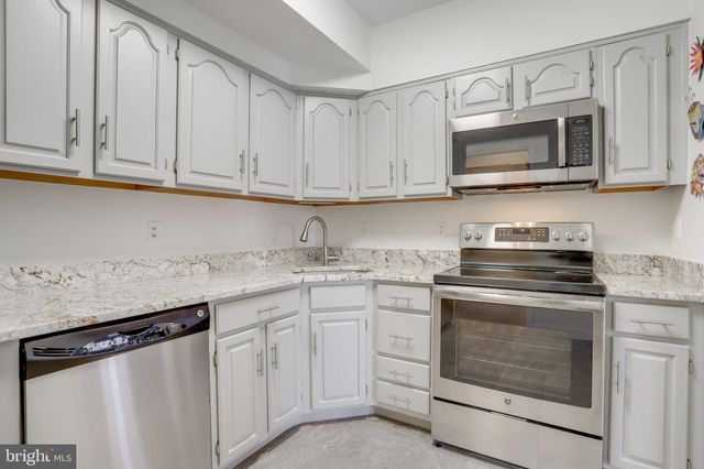$445,000 | 800 South St Asaph Street, Unit 401, Alexandria, VA 22314