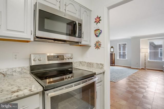 $445,000 | 800 South St Asaph Street, Unit 401, Alexandria, VA 22314