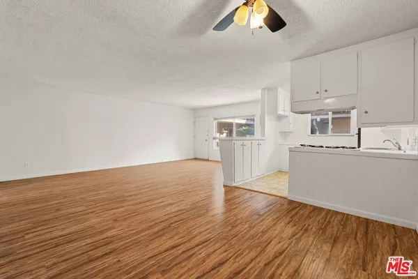 $2,750 | 15540 Moorpark Street, Unit 1, Encino, CA 91436