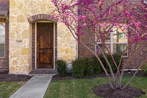 $334,900 | 2209 Jameson Lane, McKinney, TX 75070