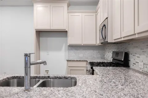 $334,900 | 2209 Jameson Lane, McKinney, TX 75070