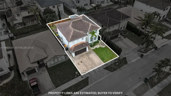 $3,999 | 15874 Southwest 138th Terrace, Unit 2, Miami, FL 33196