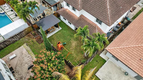 $3,999 | 15874 Southwest 138th Terrace, Unit 2, Miami, FL 33196