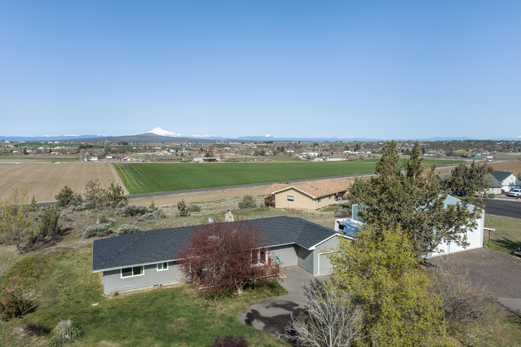 161 Southwest Cascade Lane Madras, OR 97741 - Photo 28 of 53 2022_04_24_161_se_cascade_lane_madras-50