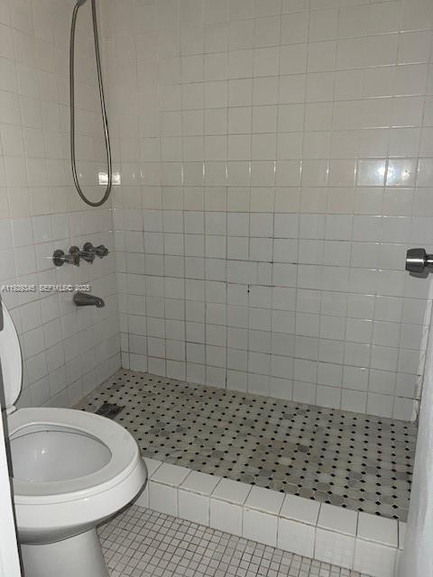 10000 Northwest 80th Court, Unit 2201 Hialeah Gardens, FL 33016 - Photo 10 of 21