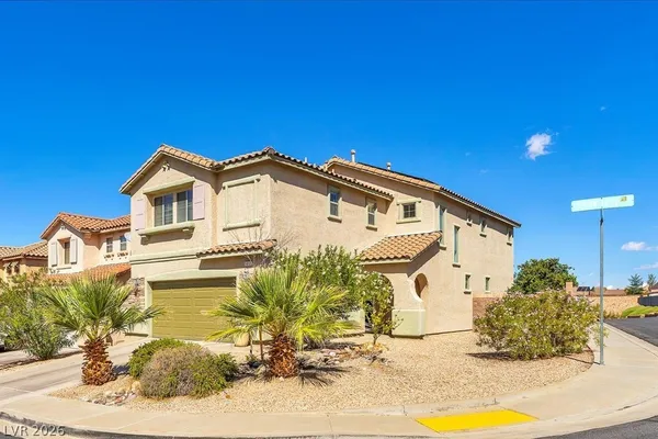 $674,900 | 1612 Yellow Tulip Place, Henderson, NV 89012