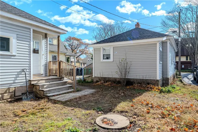 $399,000 | 83 Ottawa Avenue, Warwick, RI 02889