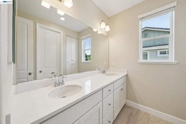 $745,000 | 122 Crk Vw Circle, Fairfield, CA 94533