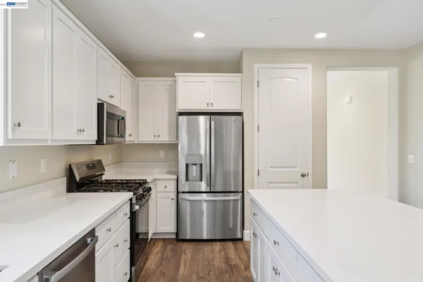 $745,000 | 122 Crk Vw Circle, Fairfield, CA 94533