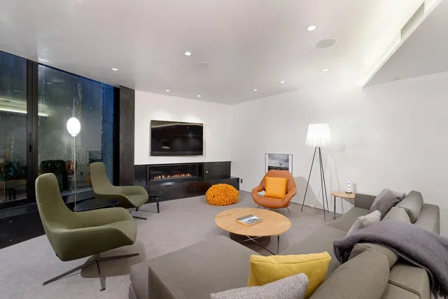 $150,000 | 1118 Waters Avenue, Aspen, CO 81611