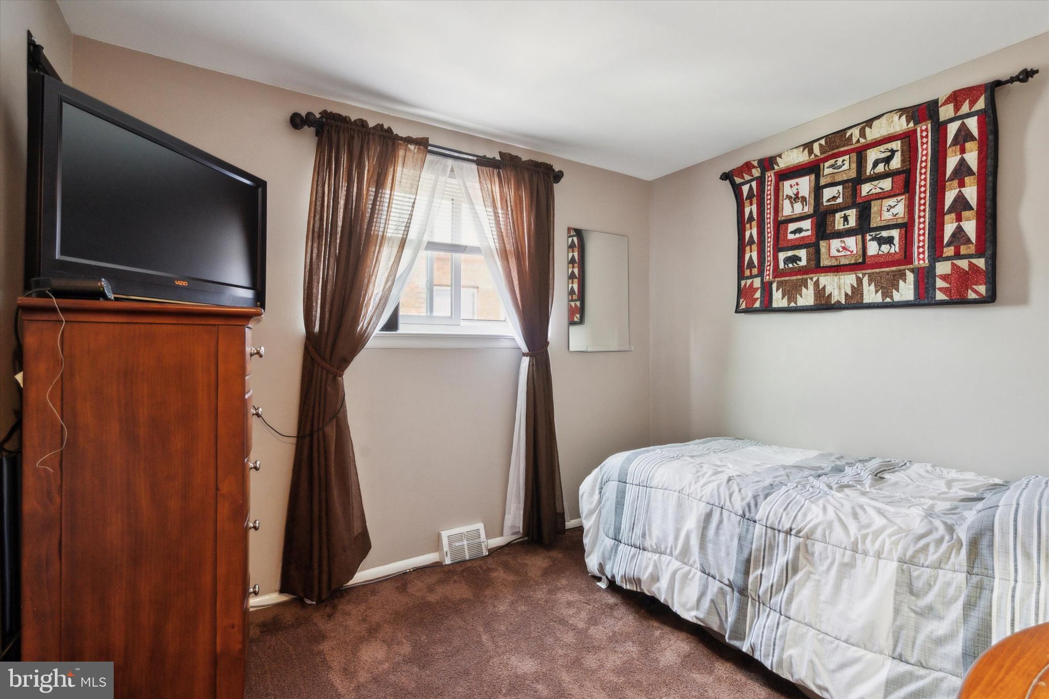 2765 Clayton Street Philadelphia, PA 19152 - Photo 14 of 25