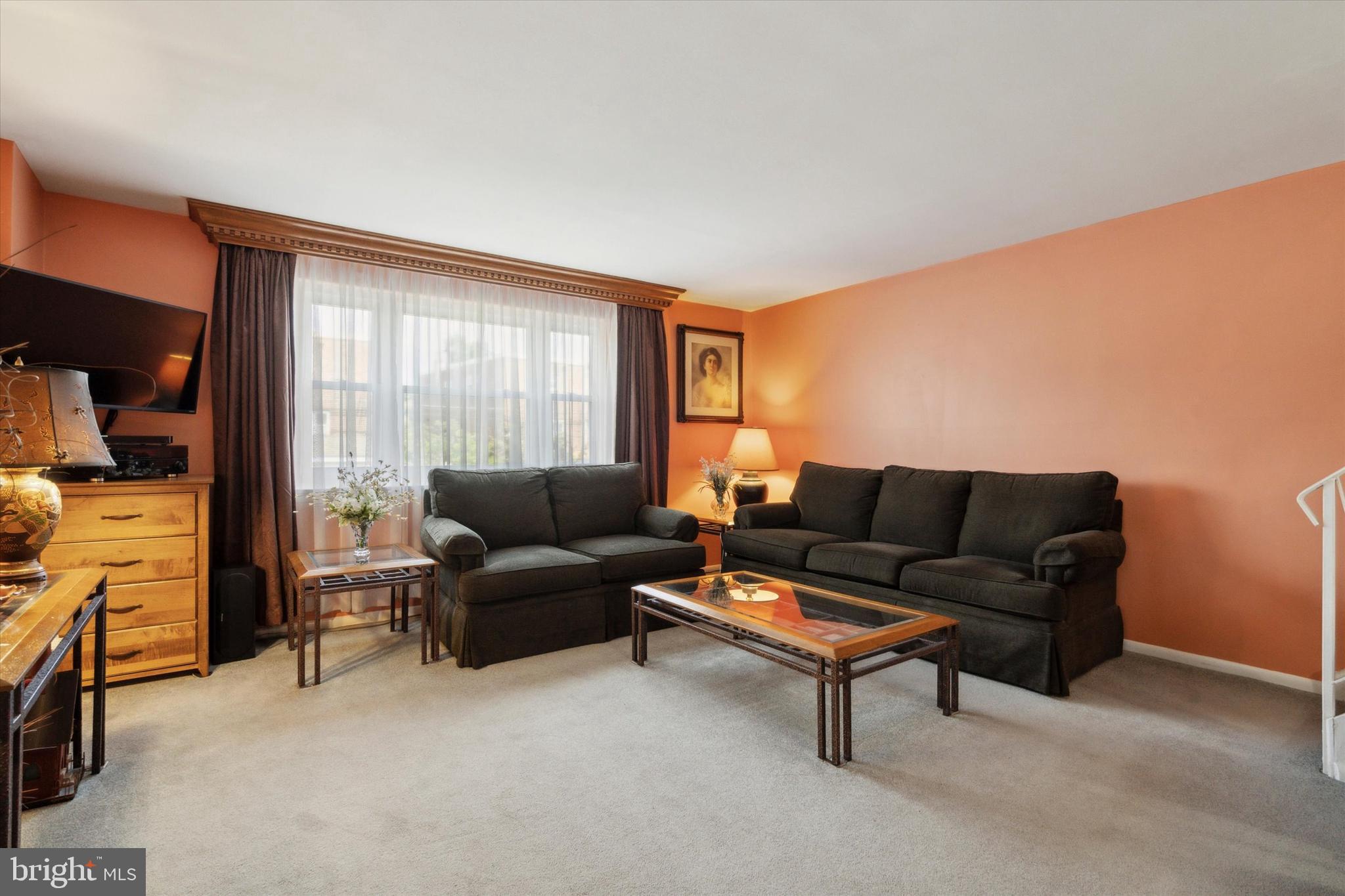 2765 Clayton Street Philadelphia, PA 19152 - Photo 4 of 25