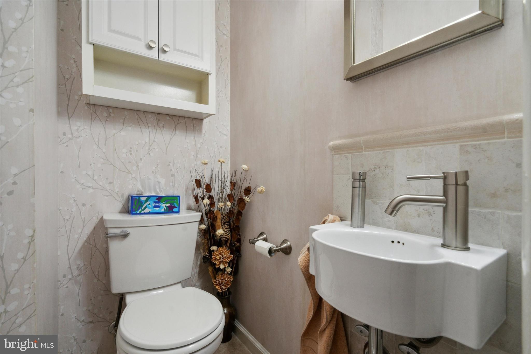 2765 Clayton Street Philadelphia, PA 19152 - Photo 10 of 25