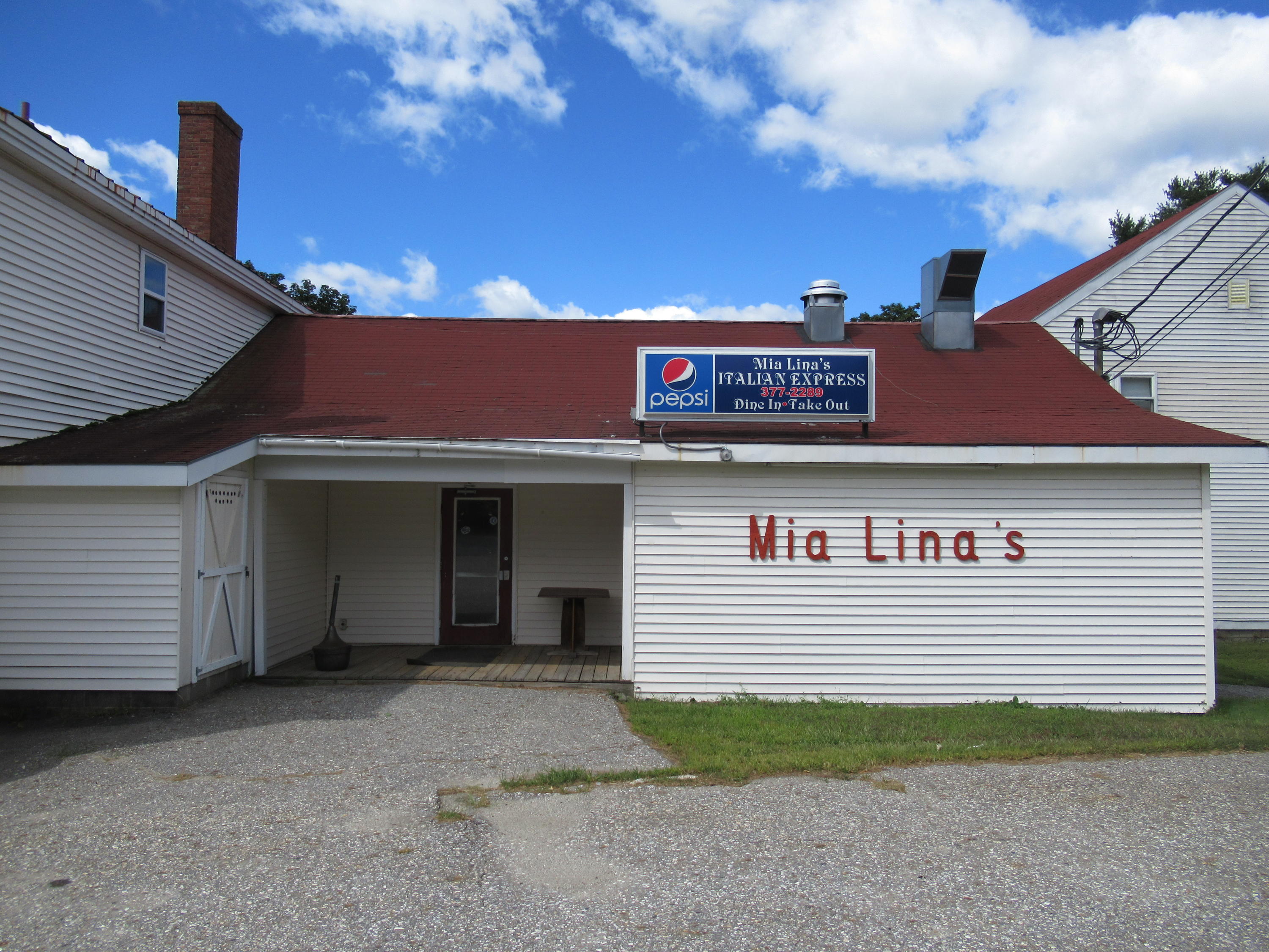 206 Main Street Winthrop, ME 04364 - Photo 3 of 20 IMG_1478