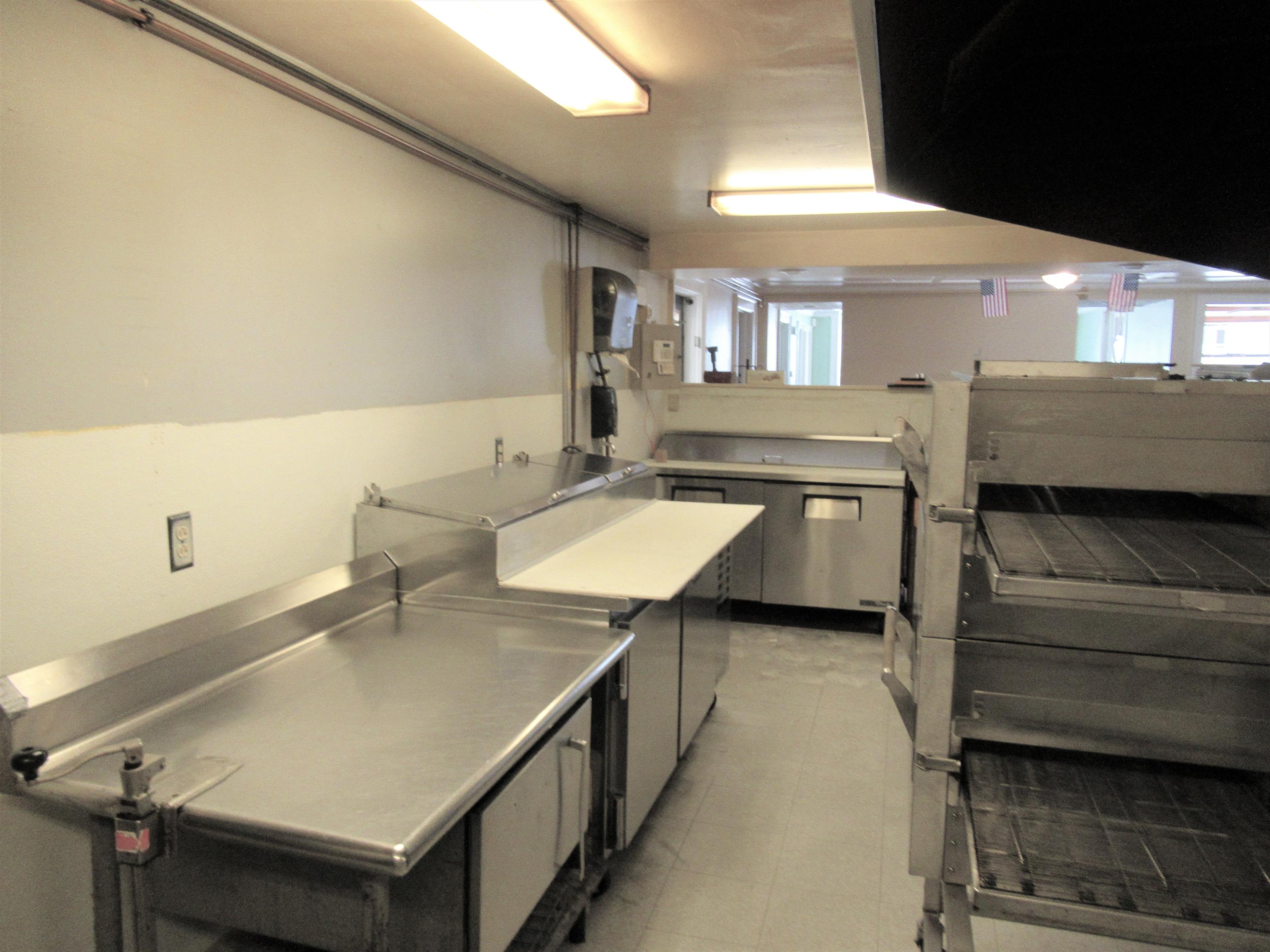 206 Main Street Winthrop, ME 04364 - Photo 9 of 20 IMG_1470 (2)