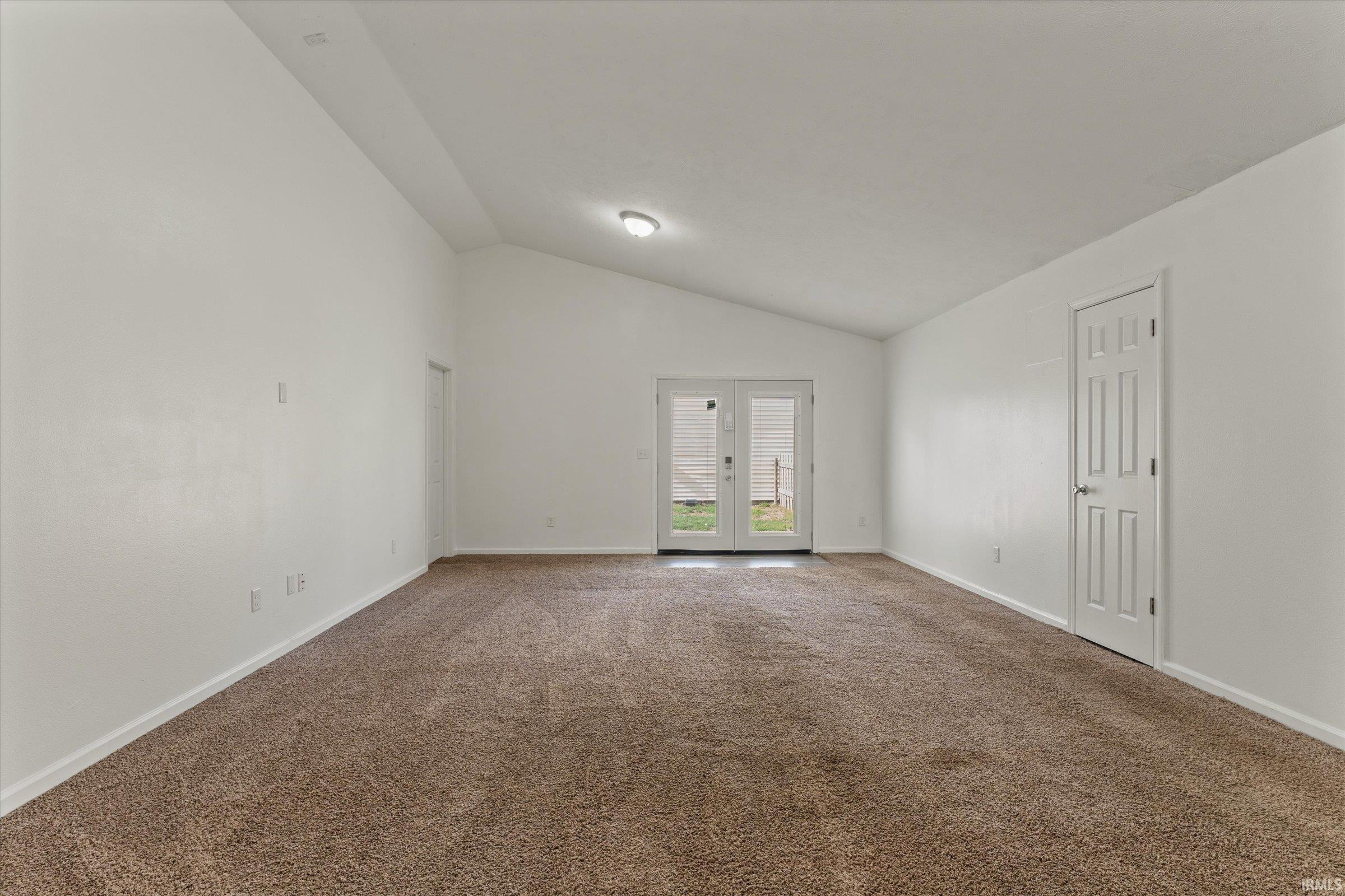 720 Orchard Street Elkhart, IN 46516 - Photo 11 of 25