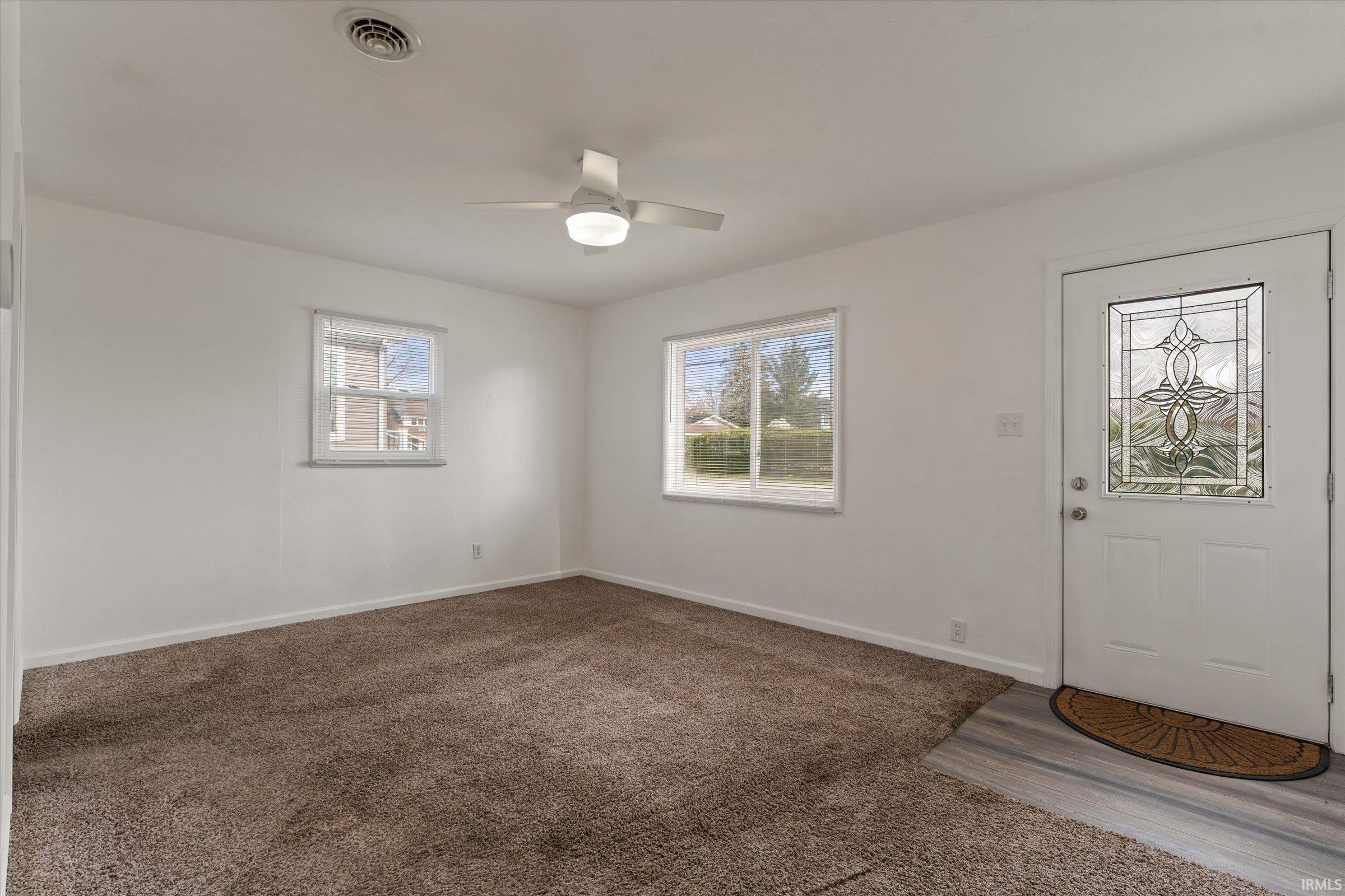 720 Orchard Street Elkhart, IN 46516 - Photo 4 of 25