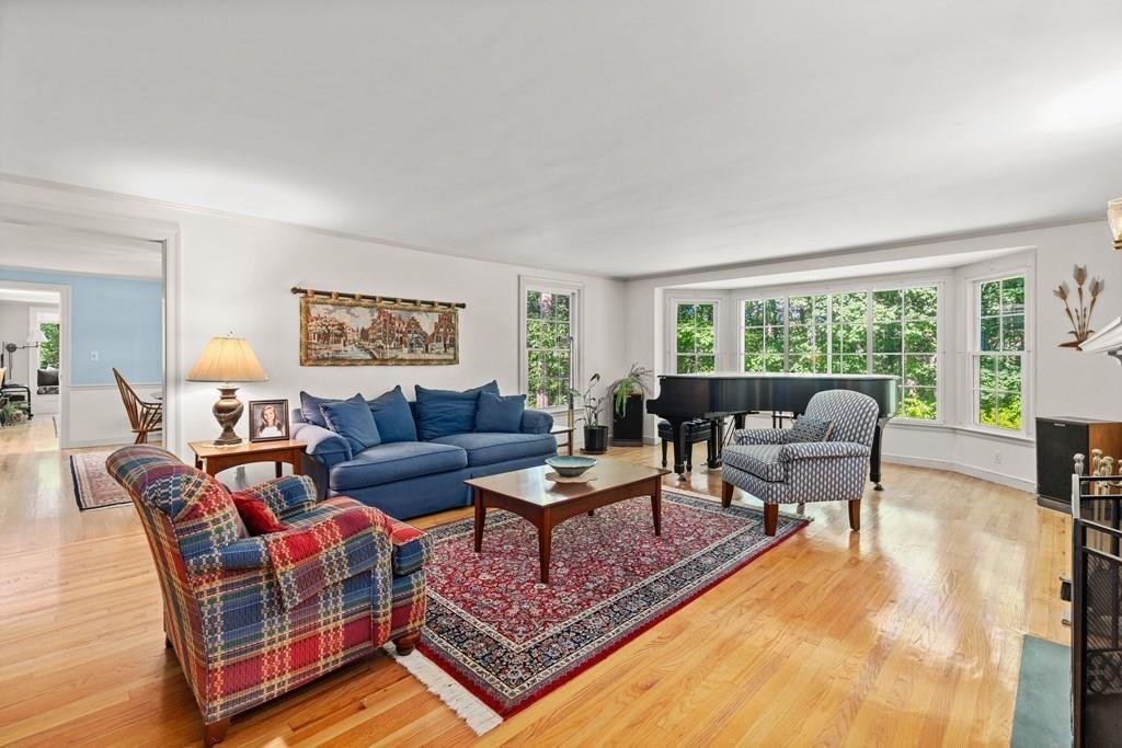 15 Standish Road Wayland, MA 01778 - Photo 10 of 26