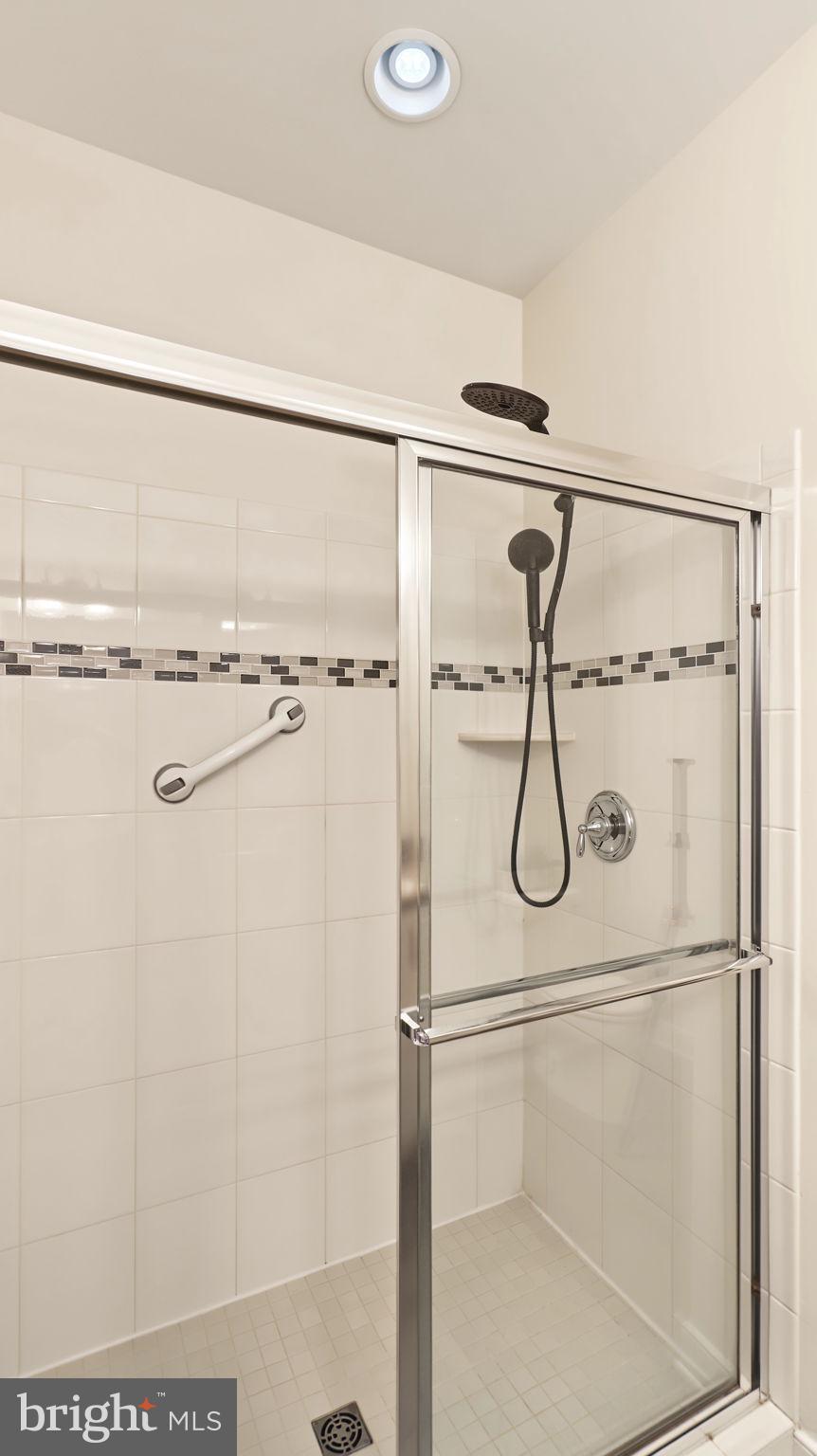 9824 Fields Road Gaithersburg, MD 20878 - Photo 20 of 40 Gallery Image 20
