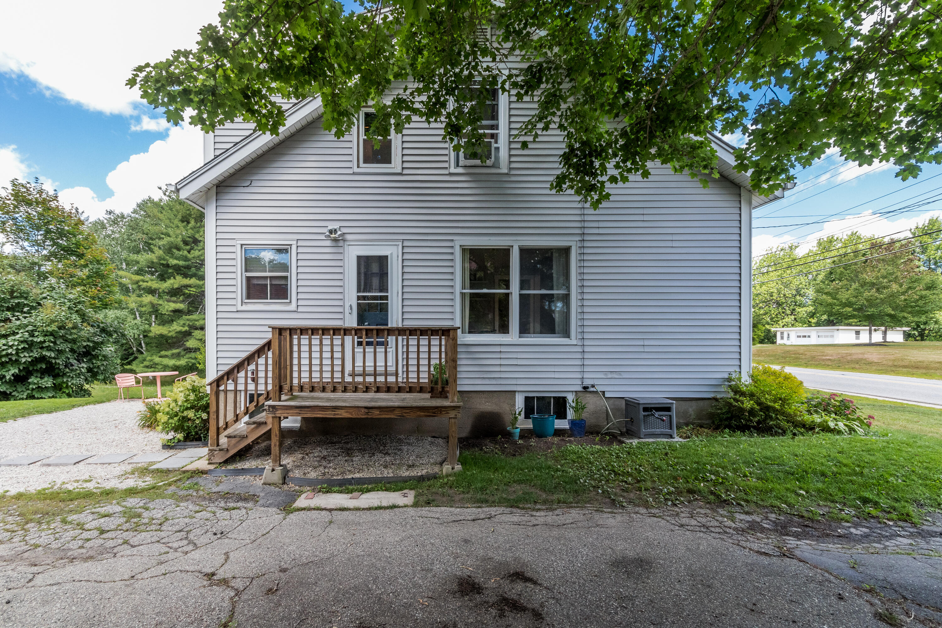 16 Broadturn Road Scarborough, ME 04074 - Photo 3 of 29 20220713JH-71070