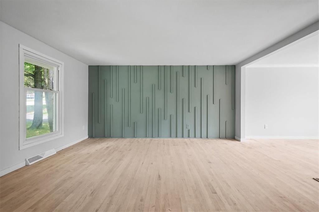 457 Inwood Road Pittsburgh, PA 15237 - Photo 12 of 39 a view of a big room with windows and closet