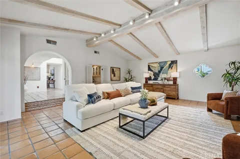 $1,575,000 | 1 Vía La Cima, Rancho Palos Verdes, CA 90275