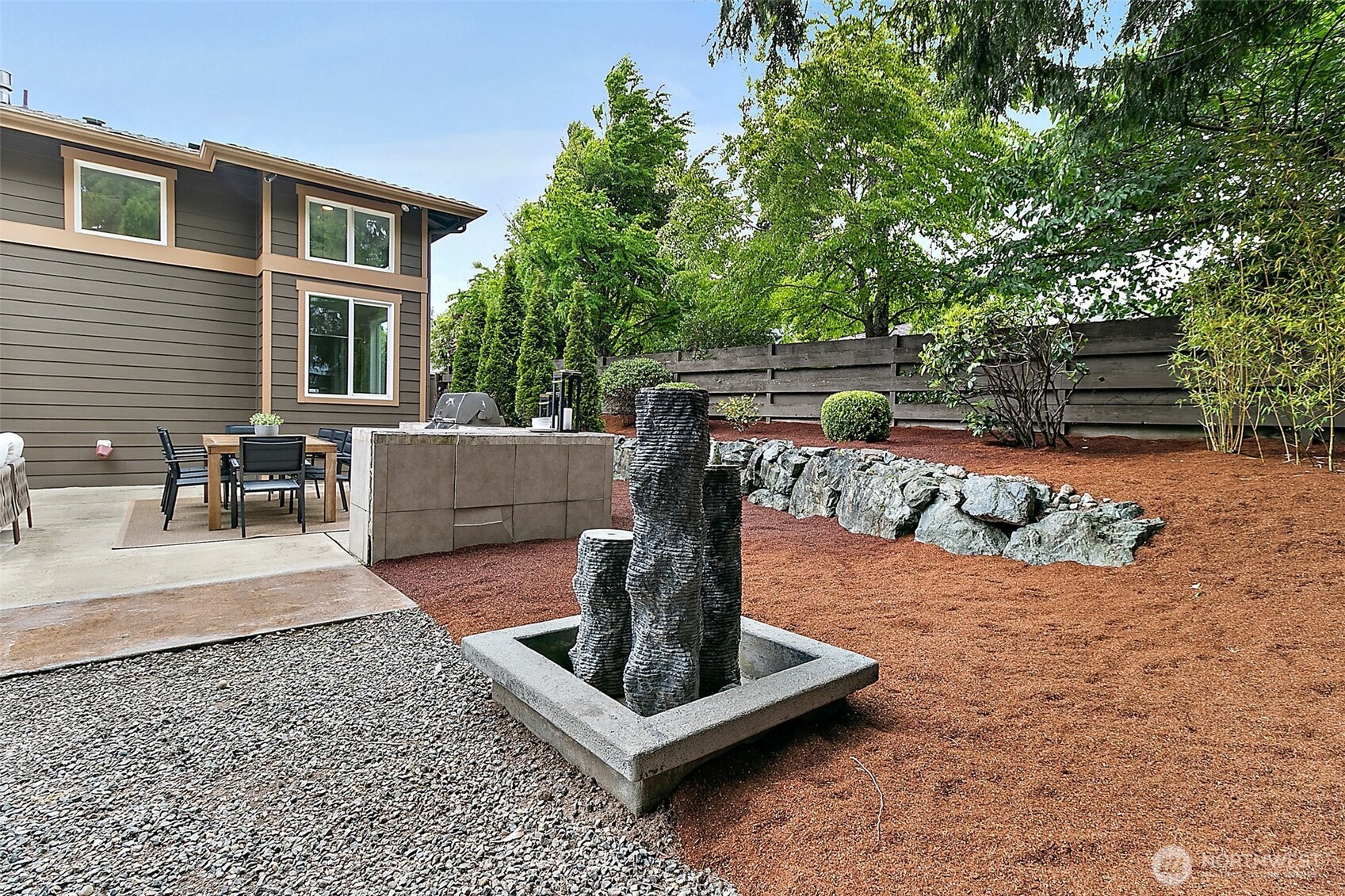 1038 Belfair Road Bellevue, WA 98004 - Photo 35 of 40 Gallery Image 35