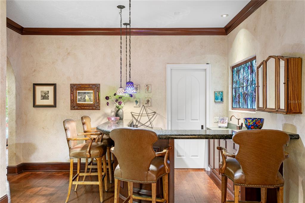 4803 West Woodmere Road Tampa, FL 33609 - Photo 13 of 76