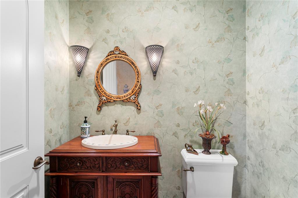 4803 West Woodmere Road Tampa, FL 33609 - Photo 18 of 80