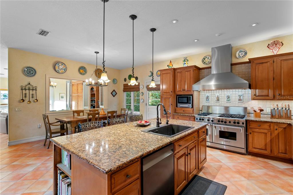 4803 West Woodmere Road Tampa, FL 33609 - Photo 22 of 80