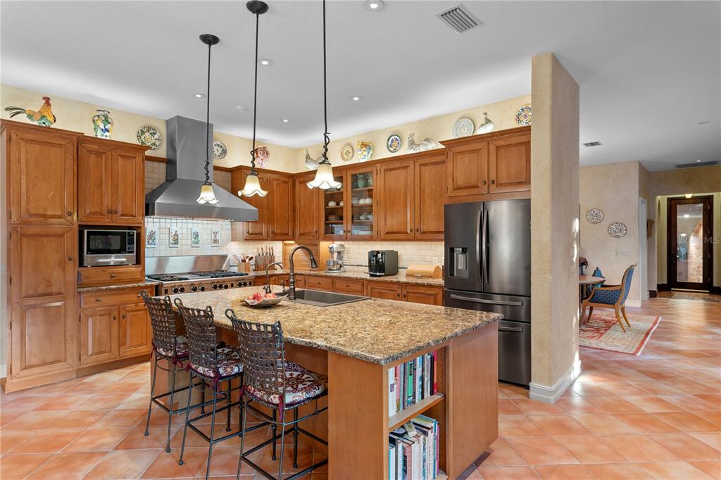 4803 West Woodmere Road Tampa, FL 33609 - Photo 22 of 76