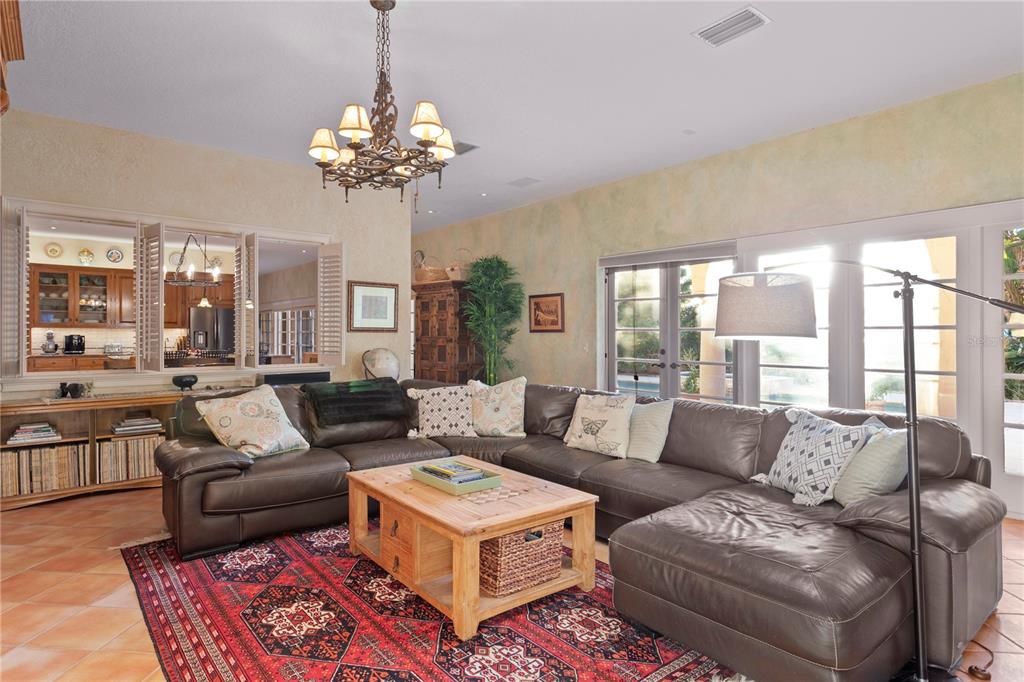 4803 West Woodmere Road Tampa, FL 33609 - Photo 29 of 76