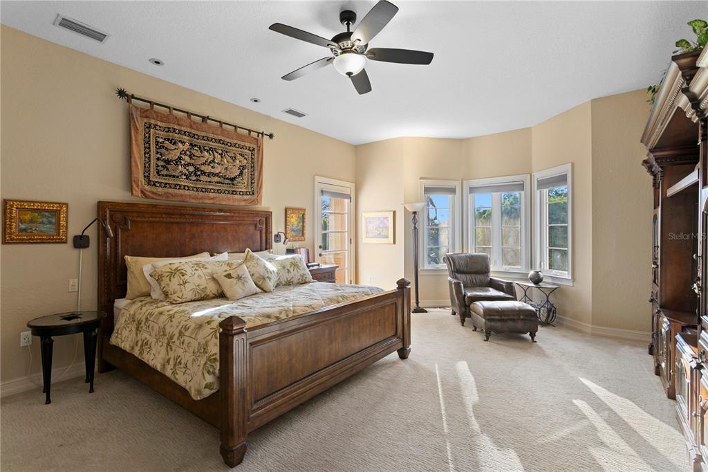 4803 West Woodmere Road Tampa, FL 33609 - Photo 36 of 76