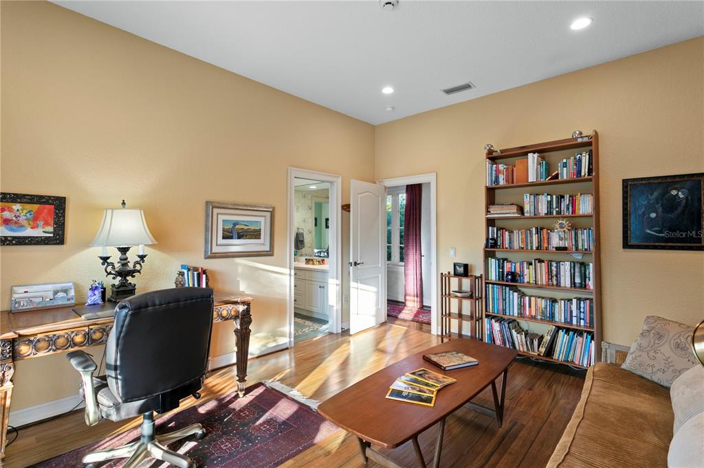 4803 West Woodmere Road Tampa, FL 33609 - Photo 48 of 76