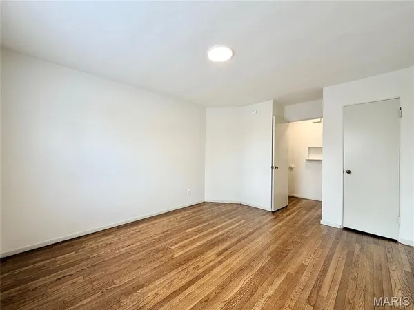 $1,195 | 7219 Hampton Avenue, Unit 2S, St. Louis, MO 63109