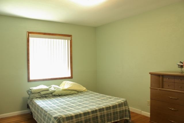 5202 East Monroe Road Breckenridge, MI 48615 - Photo 14 of 38 1823025-13.JPG