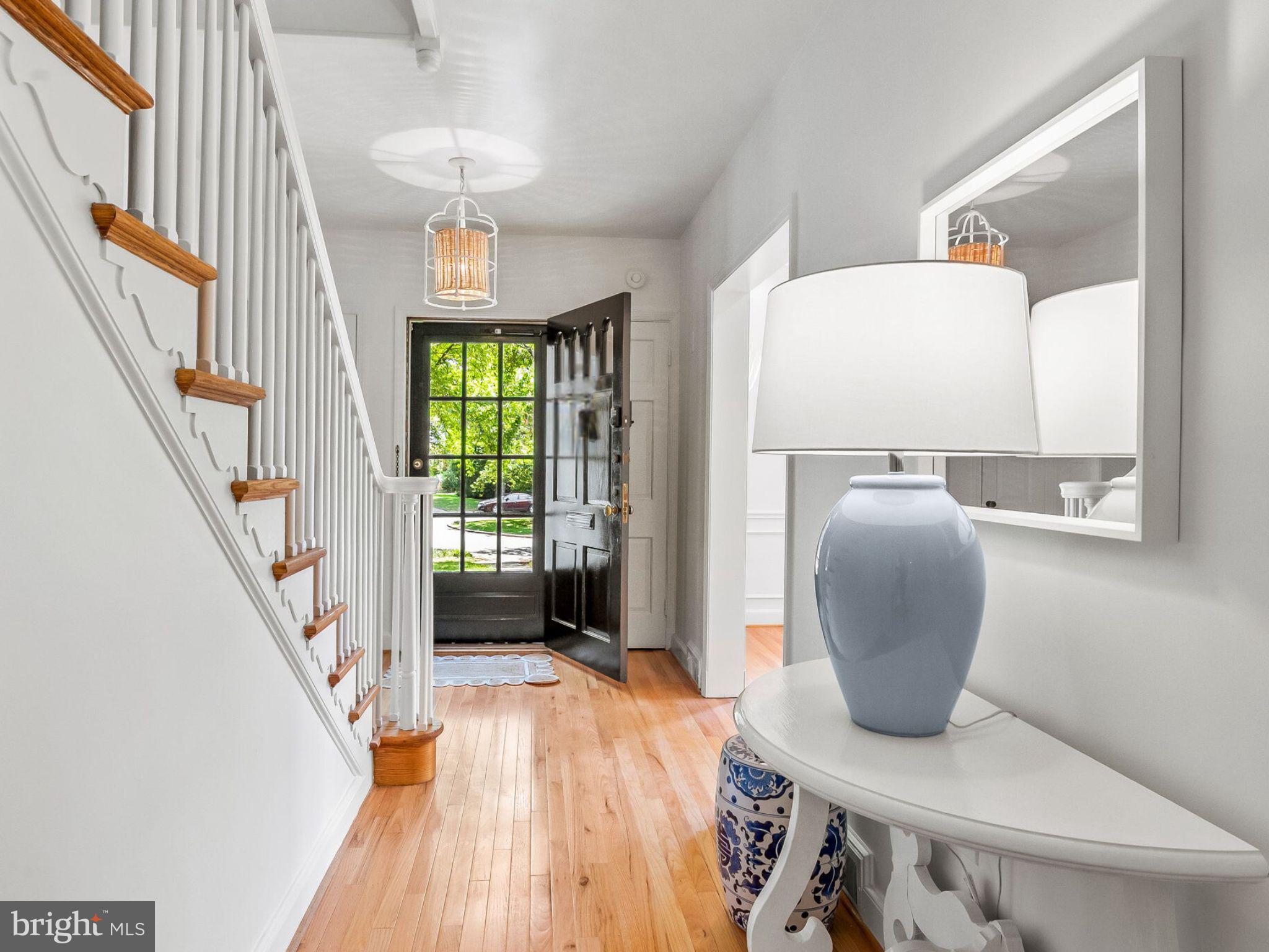 101 Churchwardens Road Baltimore, MD 21212 - Photo 4 of 37 Gallery Image 4