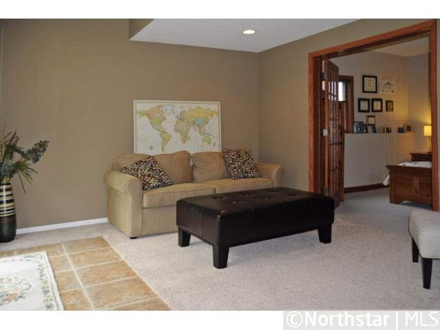 816 Amble Road Shoreview, MN 55126 - Photo 13 of 18 Gallery Image 13