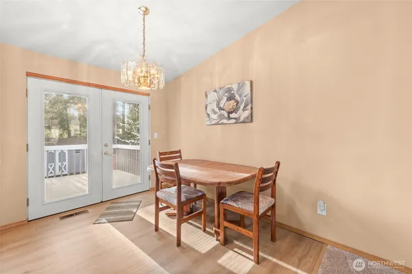 $750,000 | 24941 13th Place South, Des Moines, WA 98198
