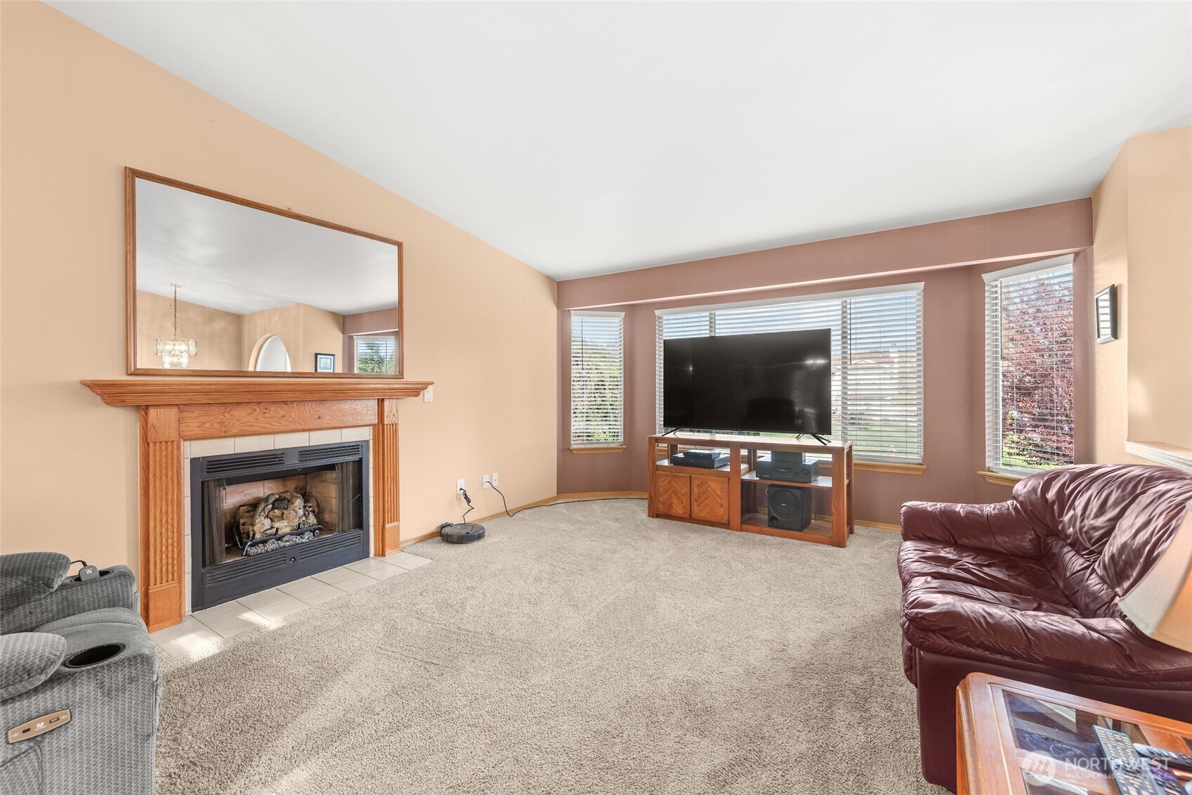 24941 13th Place South Des Moines, WA 98198 - Photo 22 of 33