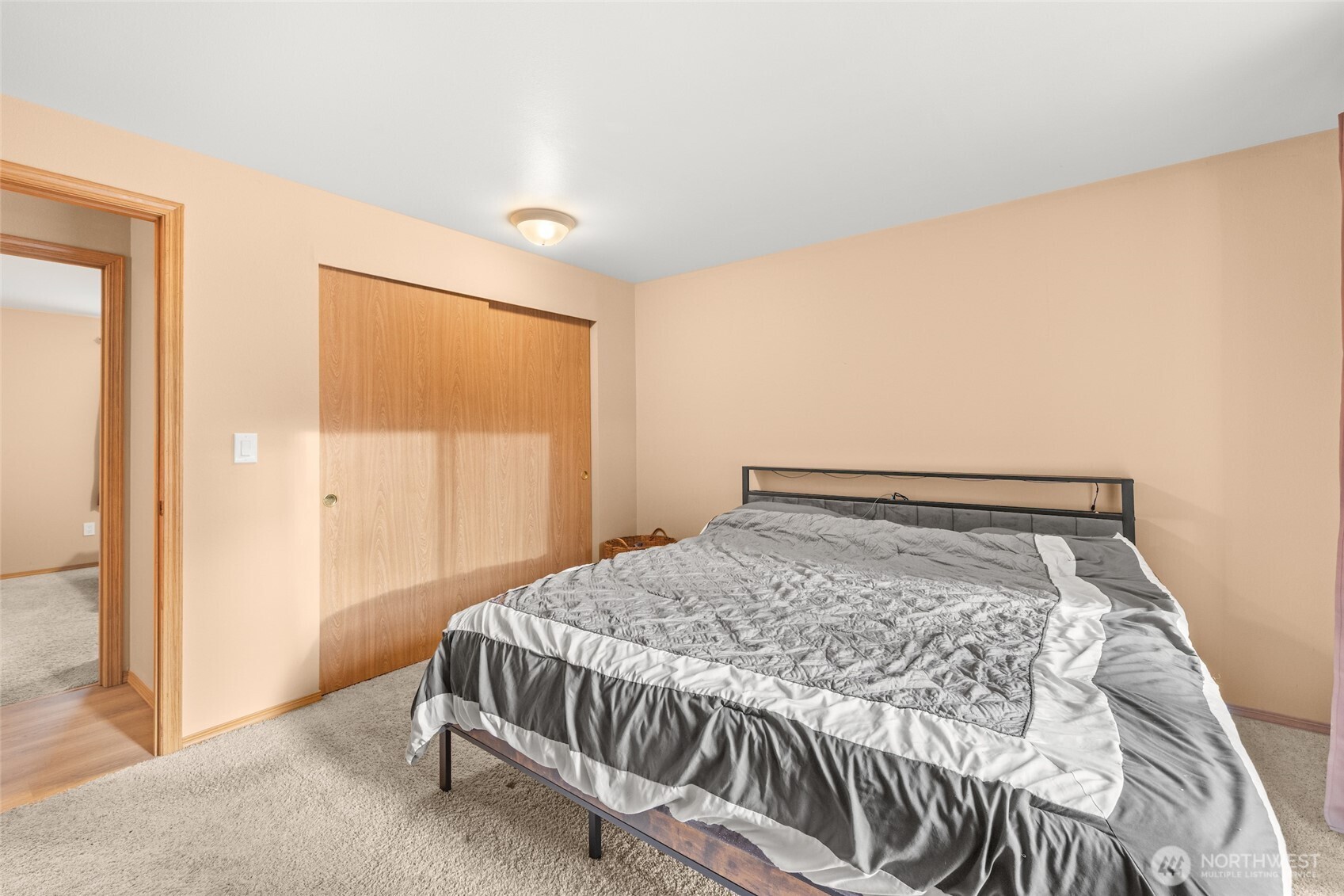24941 13th Place South Des Moines, WA 98198 - Photo 24 of 33
