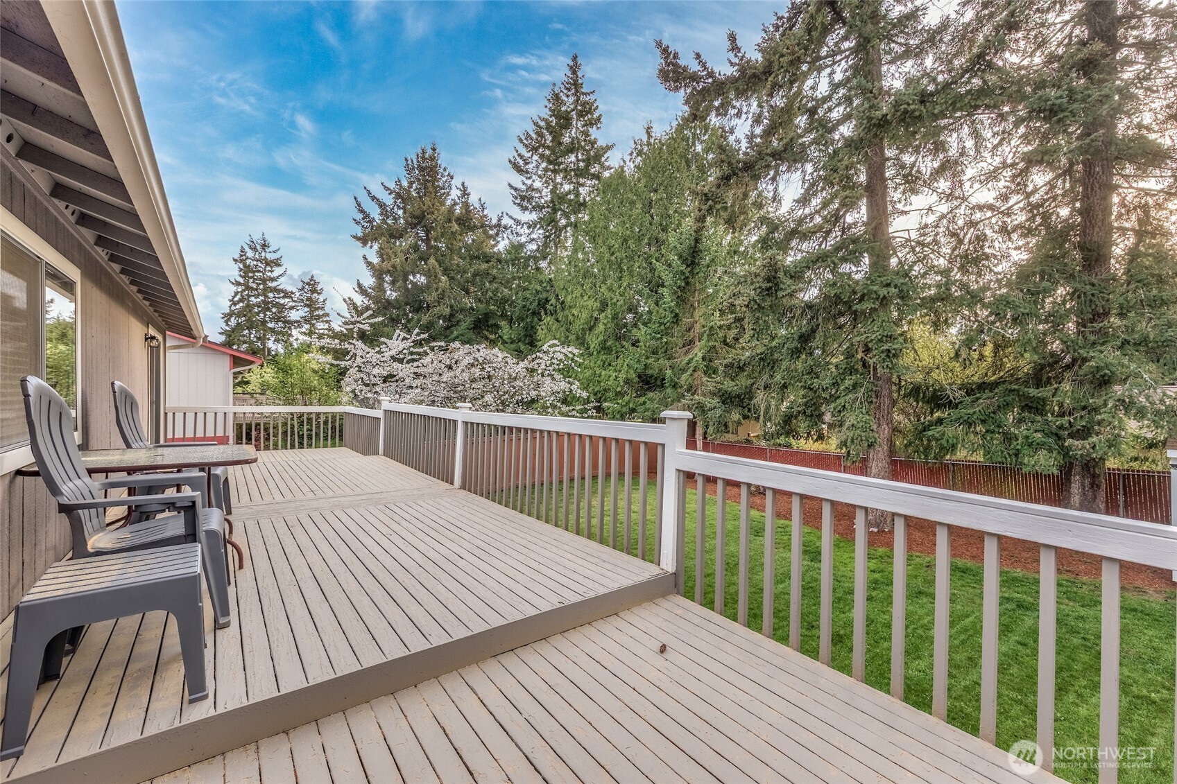 24941 13th Place South Des Moines, WA 98198 - Photo 6 of 33