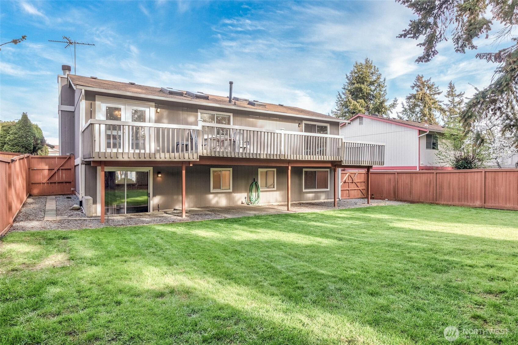 24941 13th Place South Des Moines, WA 98198 - Photo 9 of 33