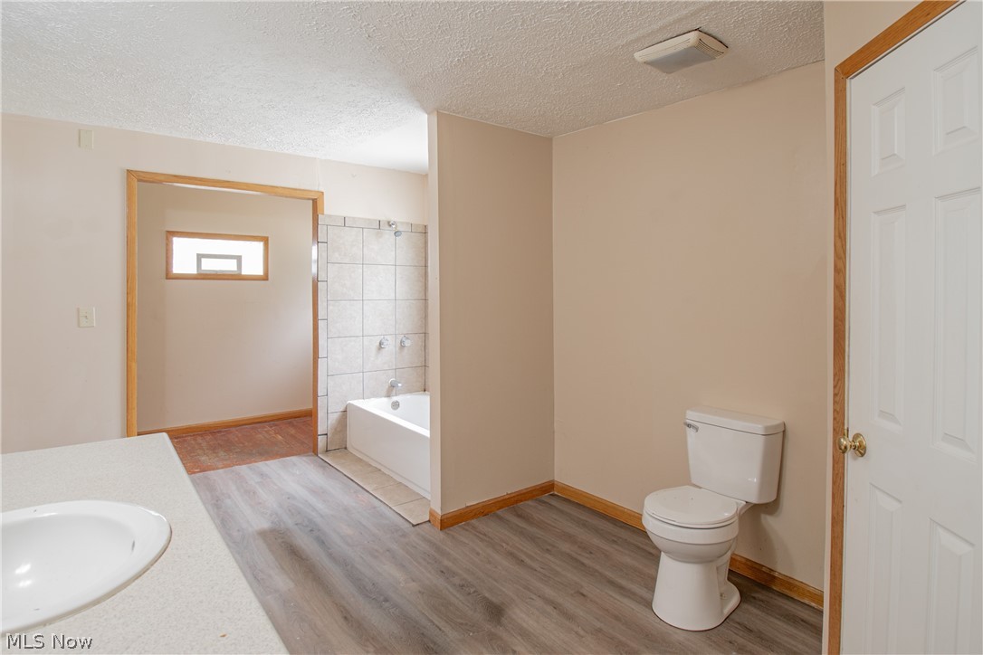 665 Thayer Street Akron, OH 44310 - Photo 16 of 38
