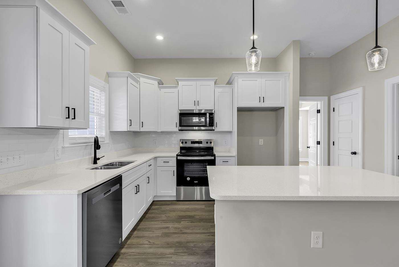 4304 Juniper Bay Road Conway, SC 29527 - Photo 7 of 40