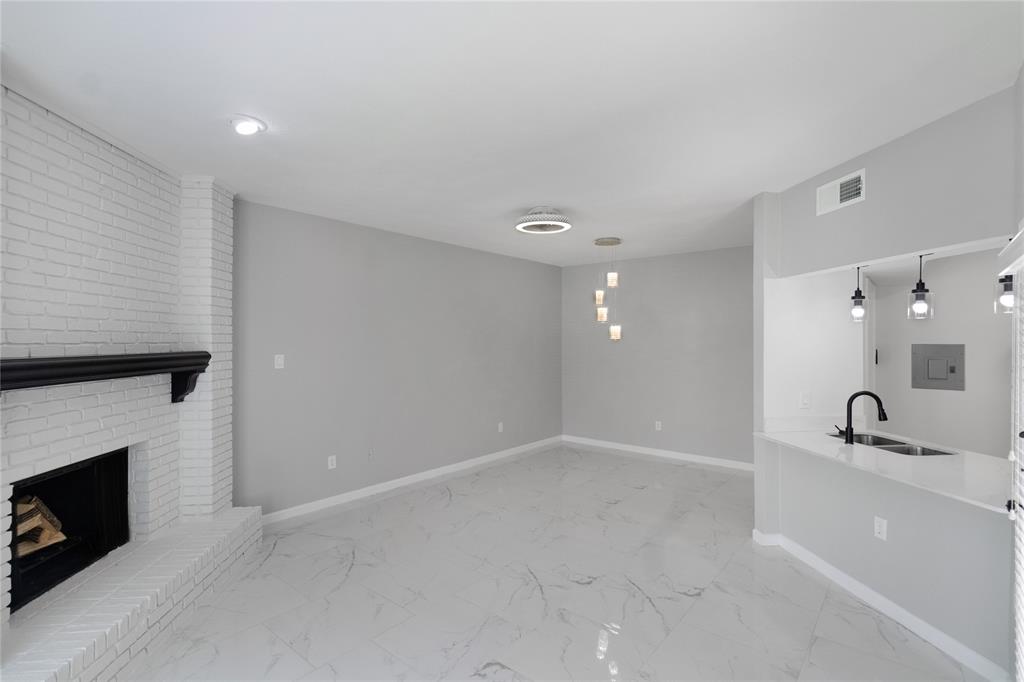 2835 Keller Springs Road, Unit 903 Carrollton, TX 75006 - Photo 6 of 19